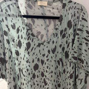 Worn 3x. Dolman sleeve